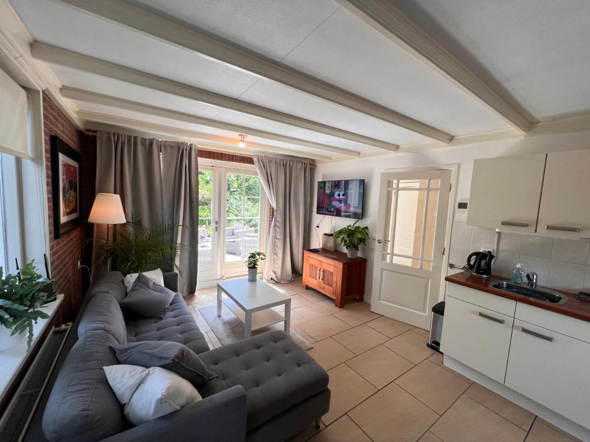 Appartamento Free Standing Vacation House Garden, Private Jacuzzi, Veluwe Woods Voorthuizen Esterno foto