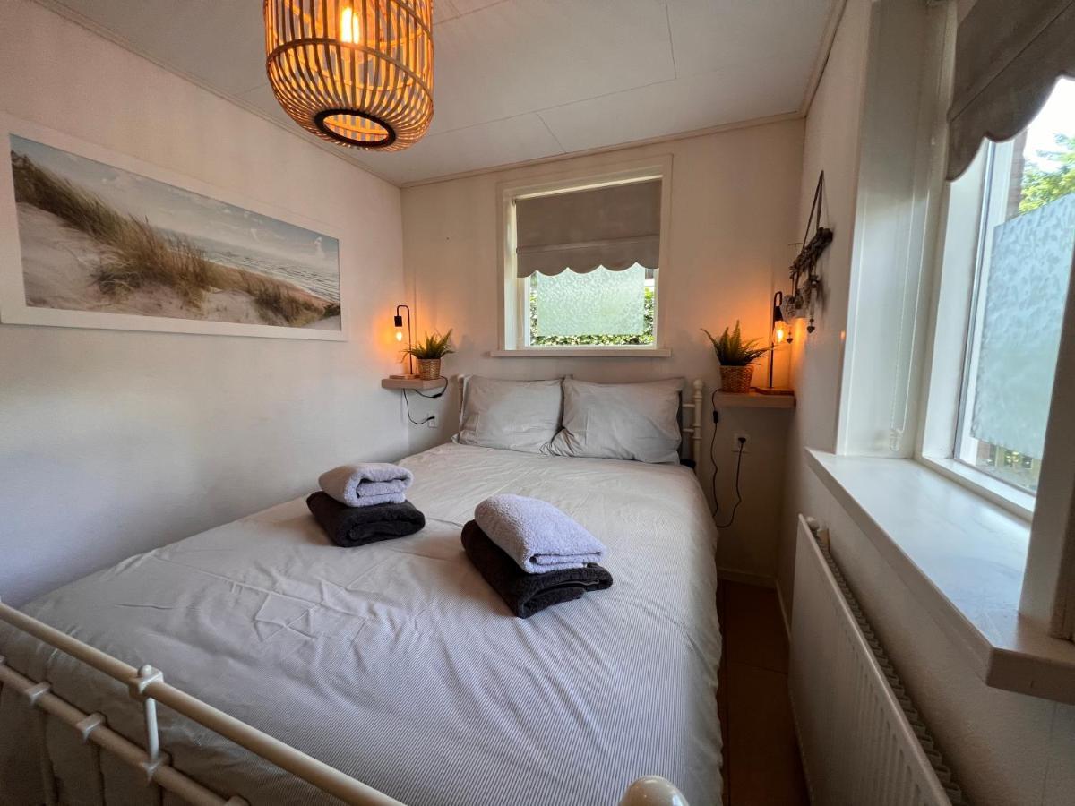 Appartamento Free Standing Vacation House Garden, Private Jacuzzi, Veluwe Woods Voorthuizen Esterno foto